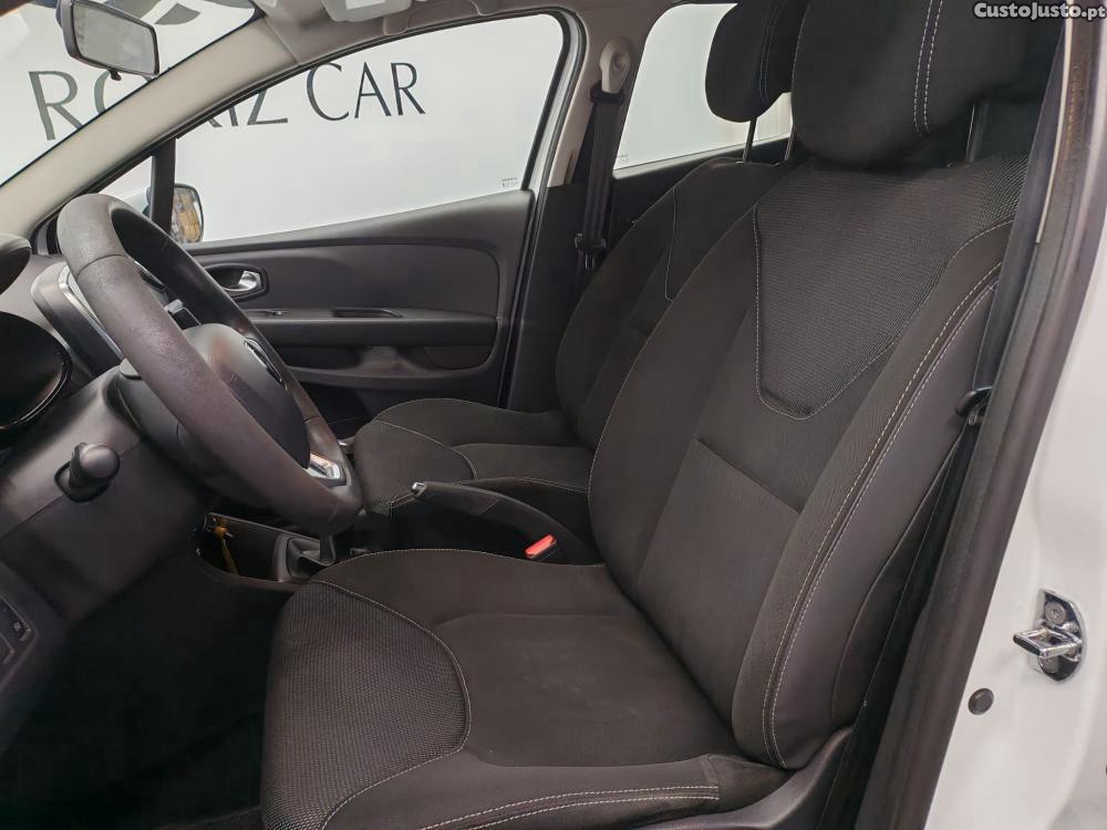 Renault Clio 1.5 dCi Limited — fotografia 13
