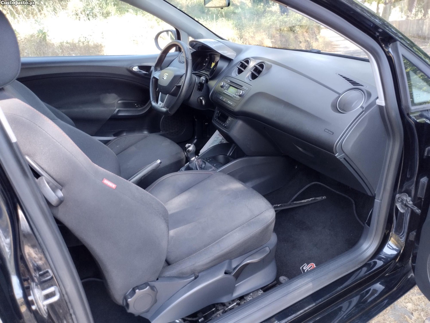 SEAT Ibiza 6J FR (ORIGINAL) 2.0 TDI 143CV VERSÃO 30 ANOS - 5 LUGARES - c/ GARANTIA — fotografia 12