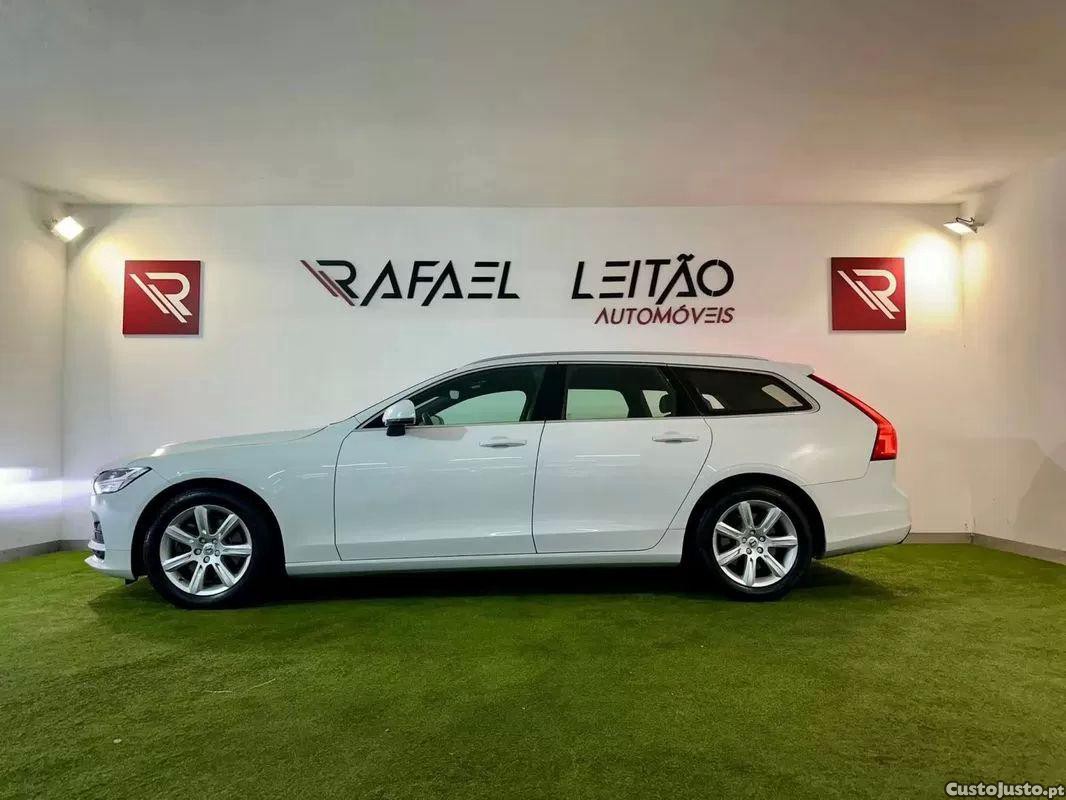 Volvo V90 2.0 d4 momentum geartronic — fotografia 21