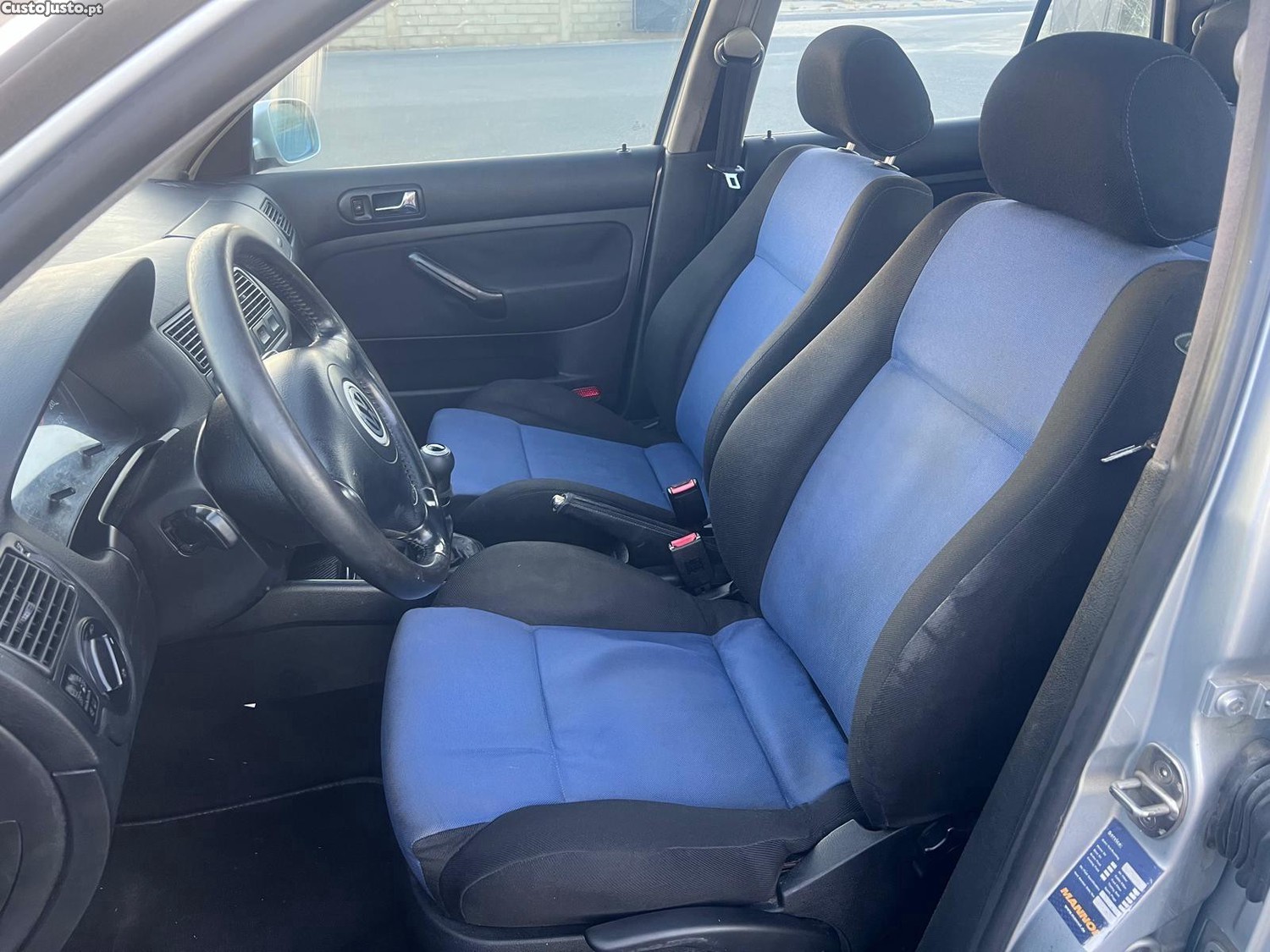 Volkswagen Golf 1.9 TDI 110cv — fotografia 6