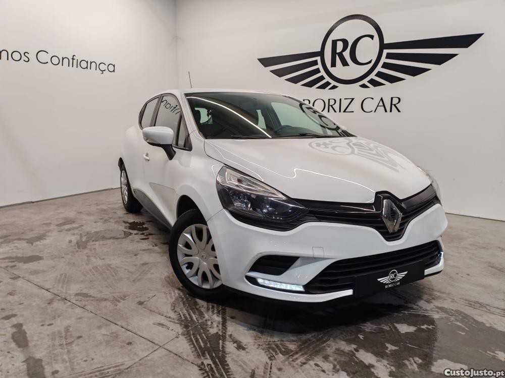 Renault Clio 1.5 dCi Limited — fotografia 19