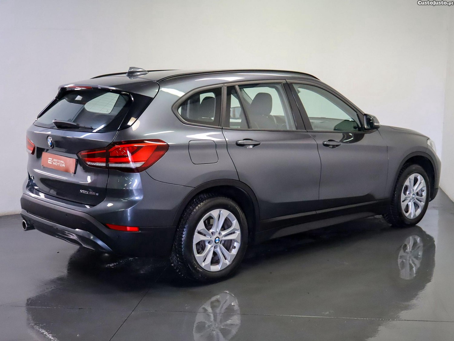 BMW X1 25 e xDrive — fotografia 20