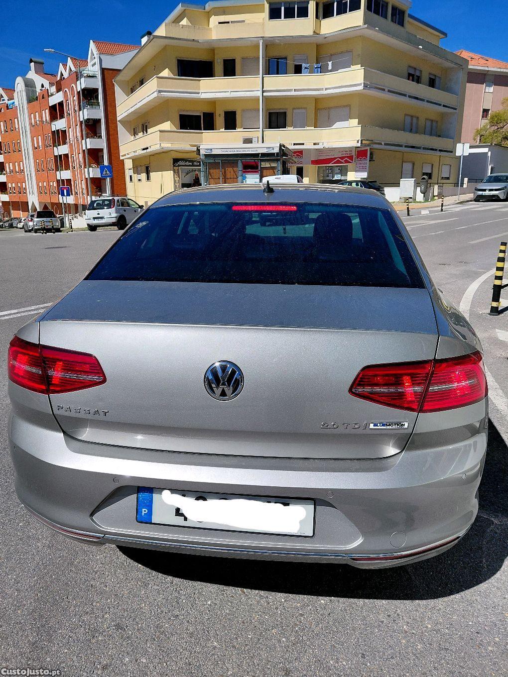 Volkswagen Passat 2.0 TDI Highline DSG — fotografia 9