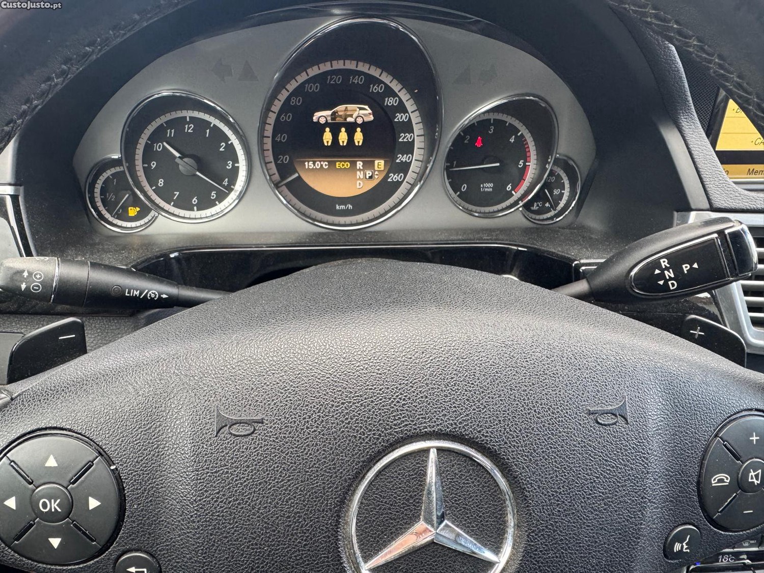 Mercedes-Benz E 250 De 2011 — fotografia 5