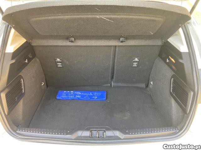 Ford Focus 1.5 TDCi ECOBlue Con — fotografia 4