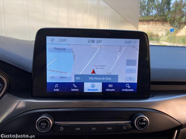 Ford Focus 1.5 TDCi ECOBlue Con — fotografia 14
