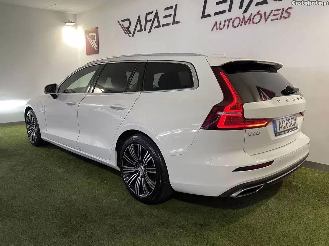 Volvo V60 2.0 t6 awd te inscription — fotografia 25