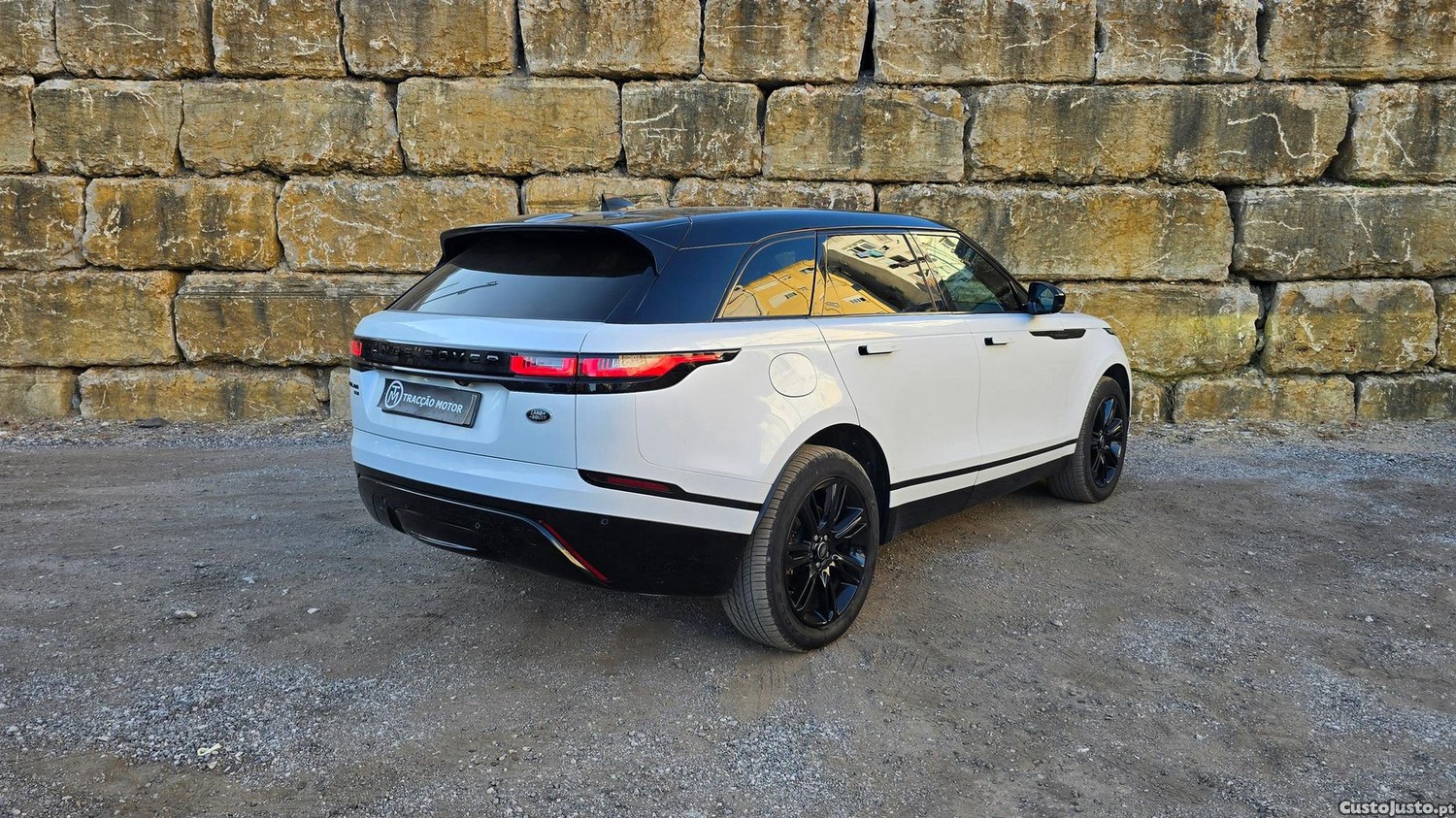 Land Rover Range Rover 2.0 P400e AWD R-Dynamic S — fotografia 29