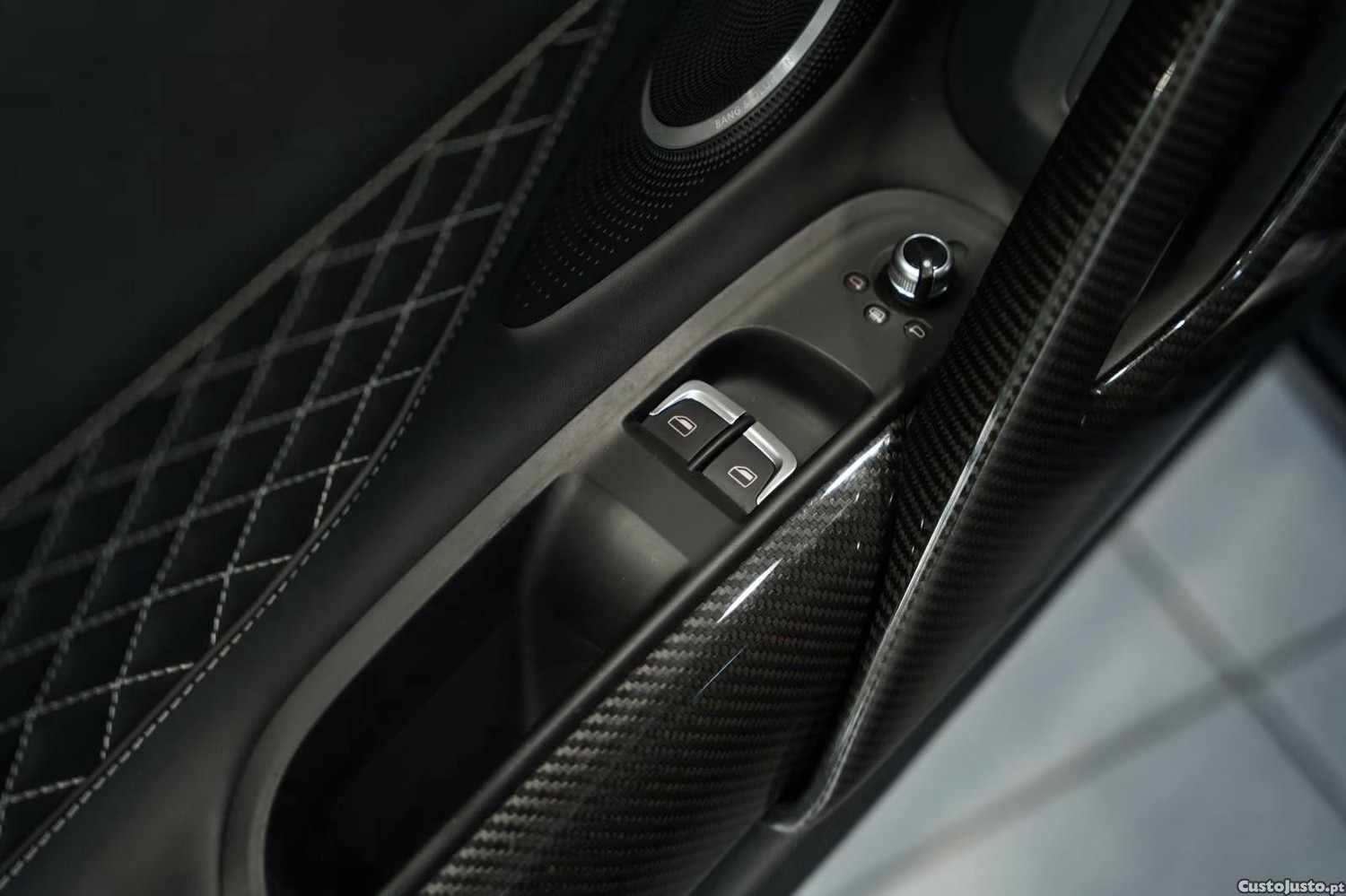 Audi R8 5.2 FSi V10 — fotografia 19