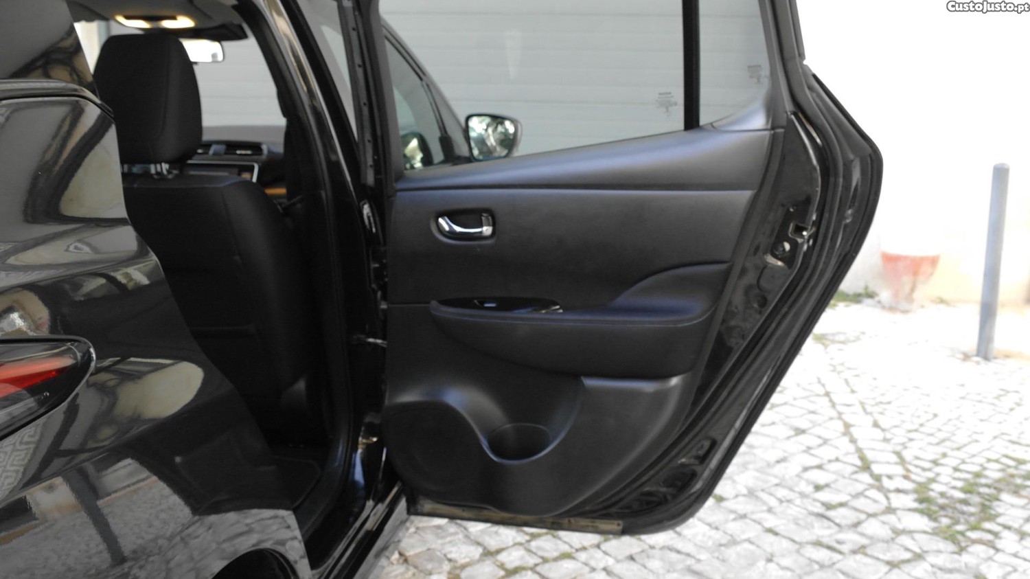 Nissan Leaf Acenta — fotografia 15