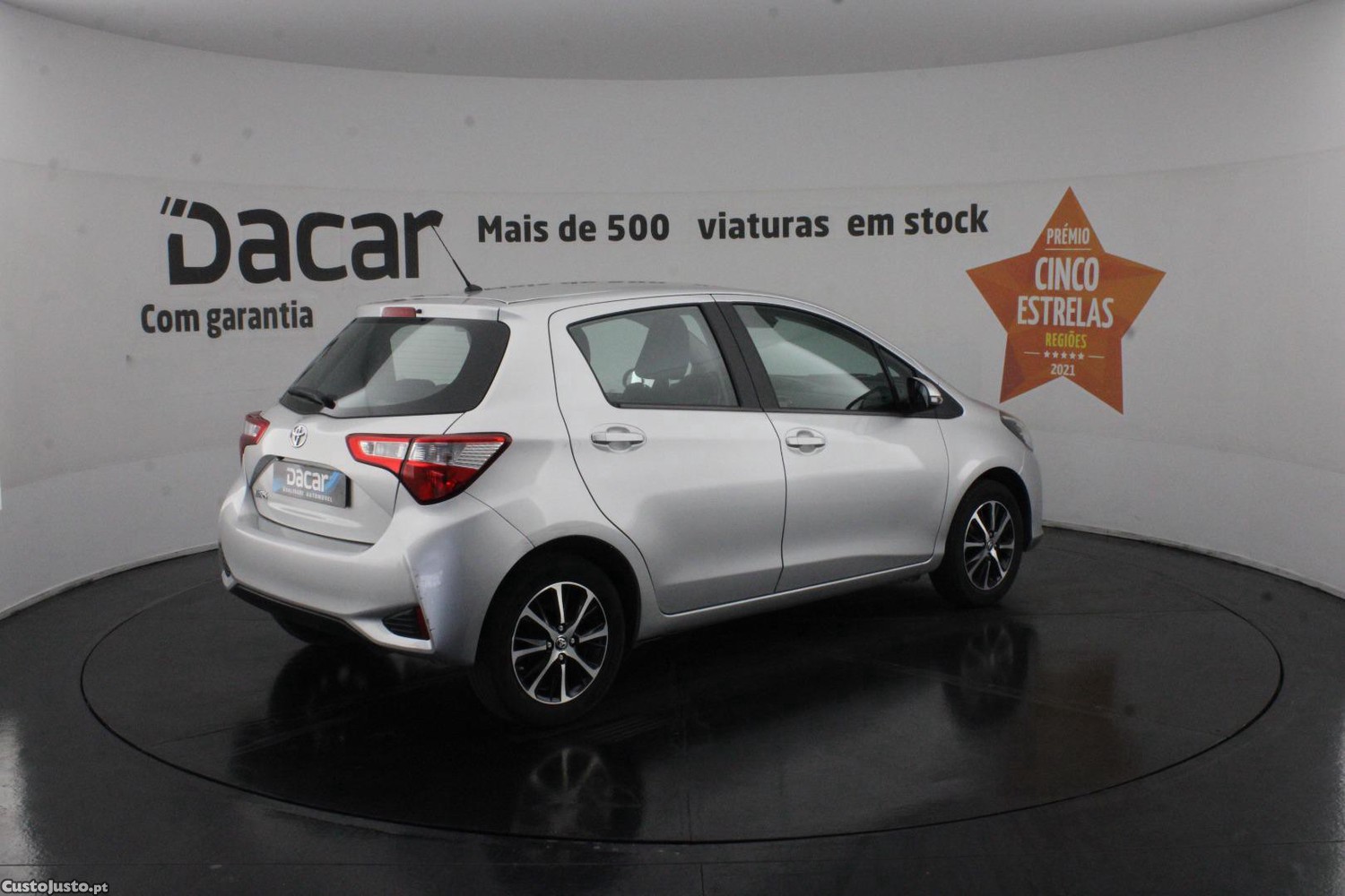 Toyota Yaris 1.0 COMFORT — fotografia 25