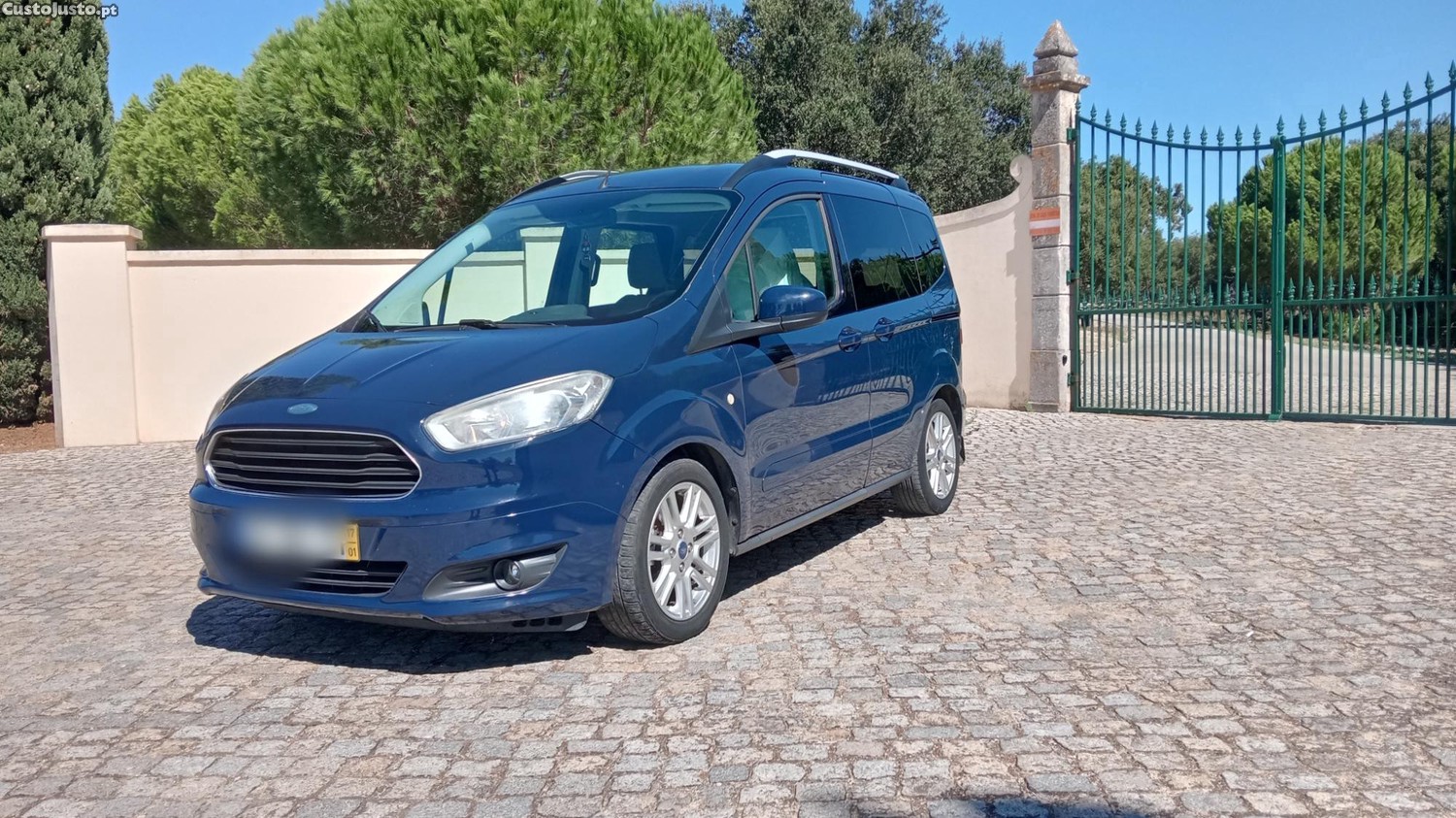 Ford Tourneo Courier — fotografia 4