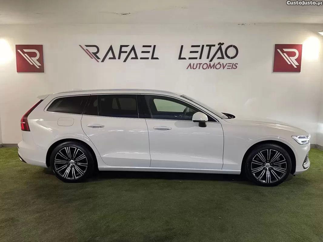 Volvo V60 2.0 t6 awd te inscription — fotografia 22