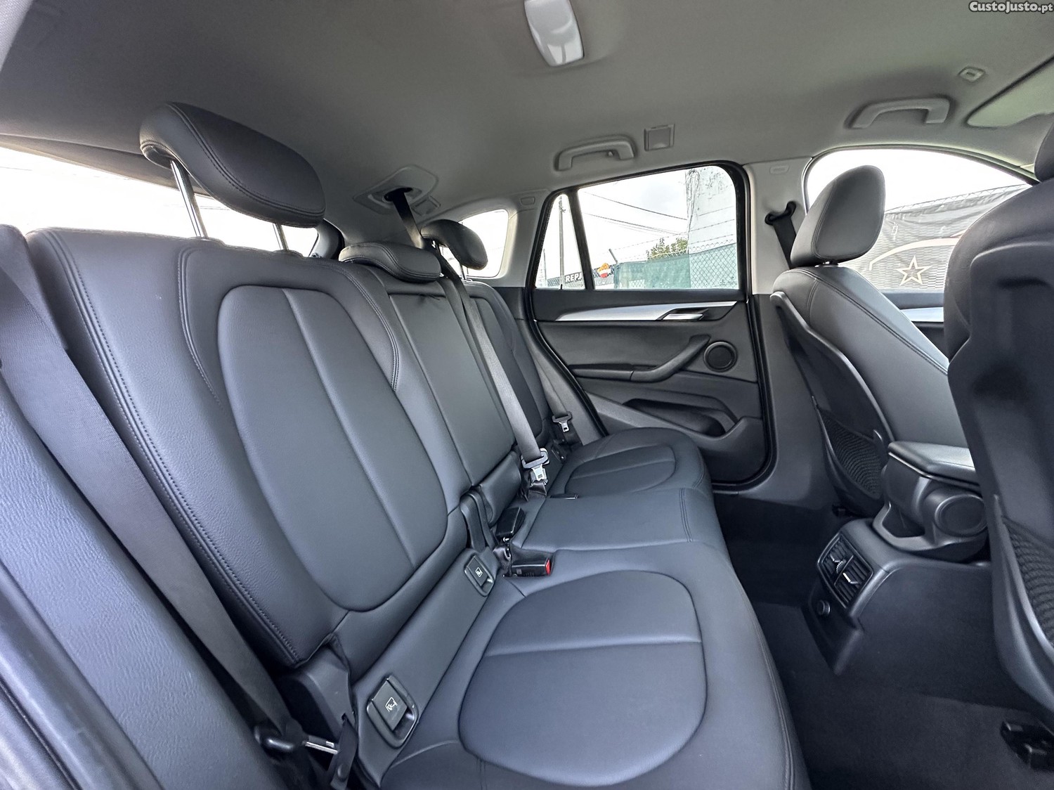 BMW X1 16d sDrive '' GARANTIA '' — fotografia 4