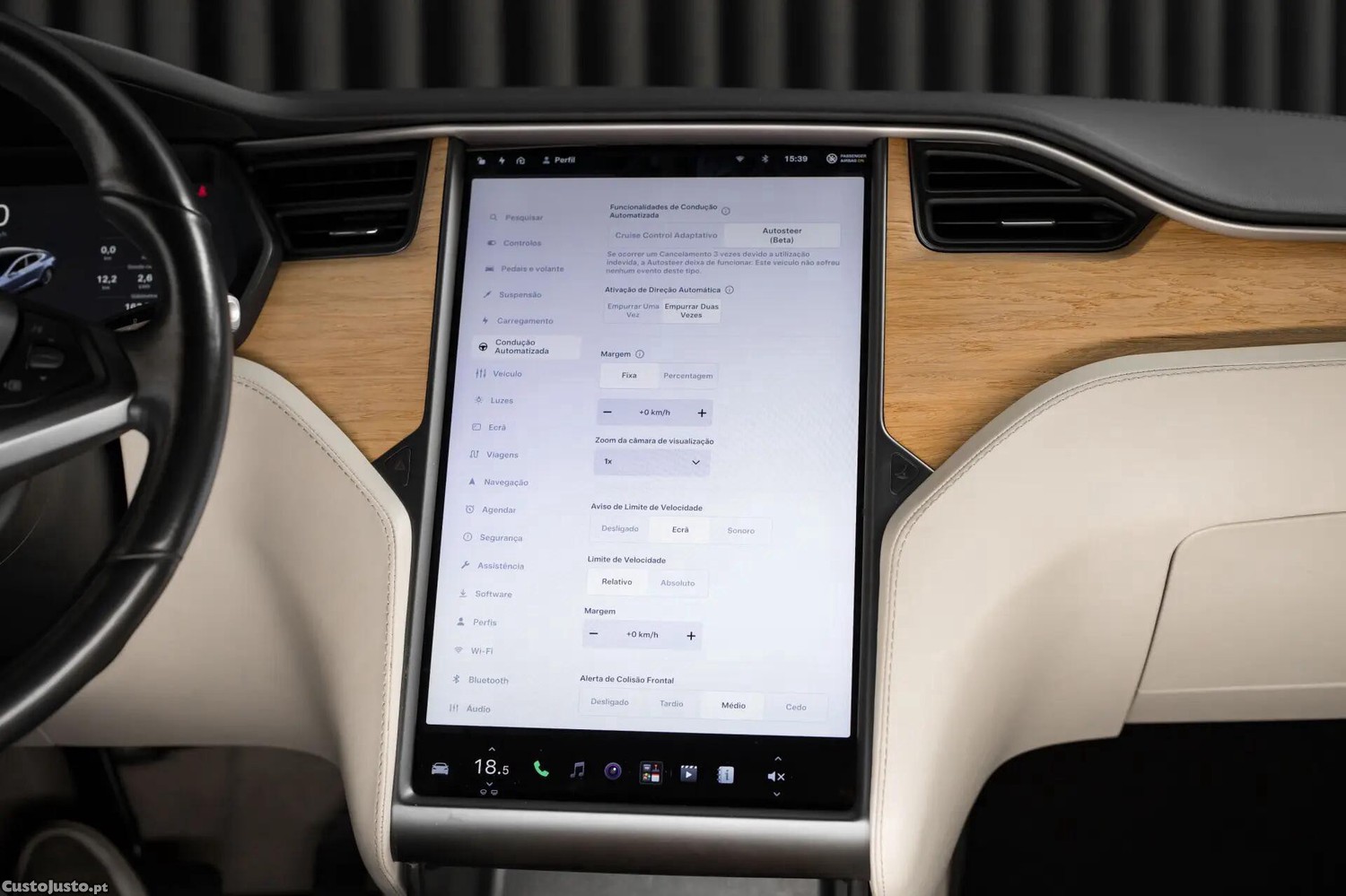 Tesla Model S Standard Range — fotografia 5