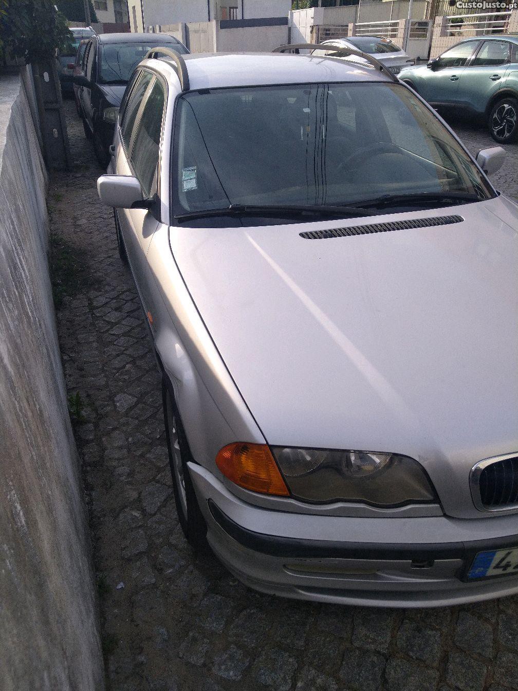 BMW 320 touring automática — fotografia 11