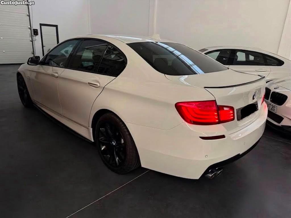 BMW 520 d Pack Sport Look M5 Performance - NACIONAL — fotografia 2