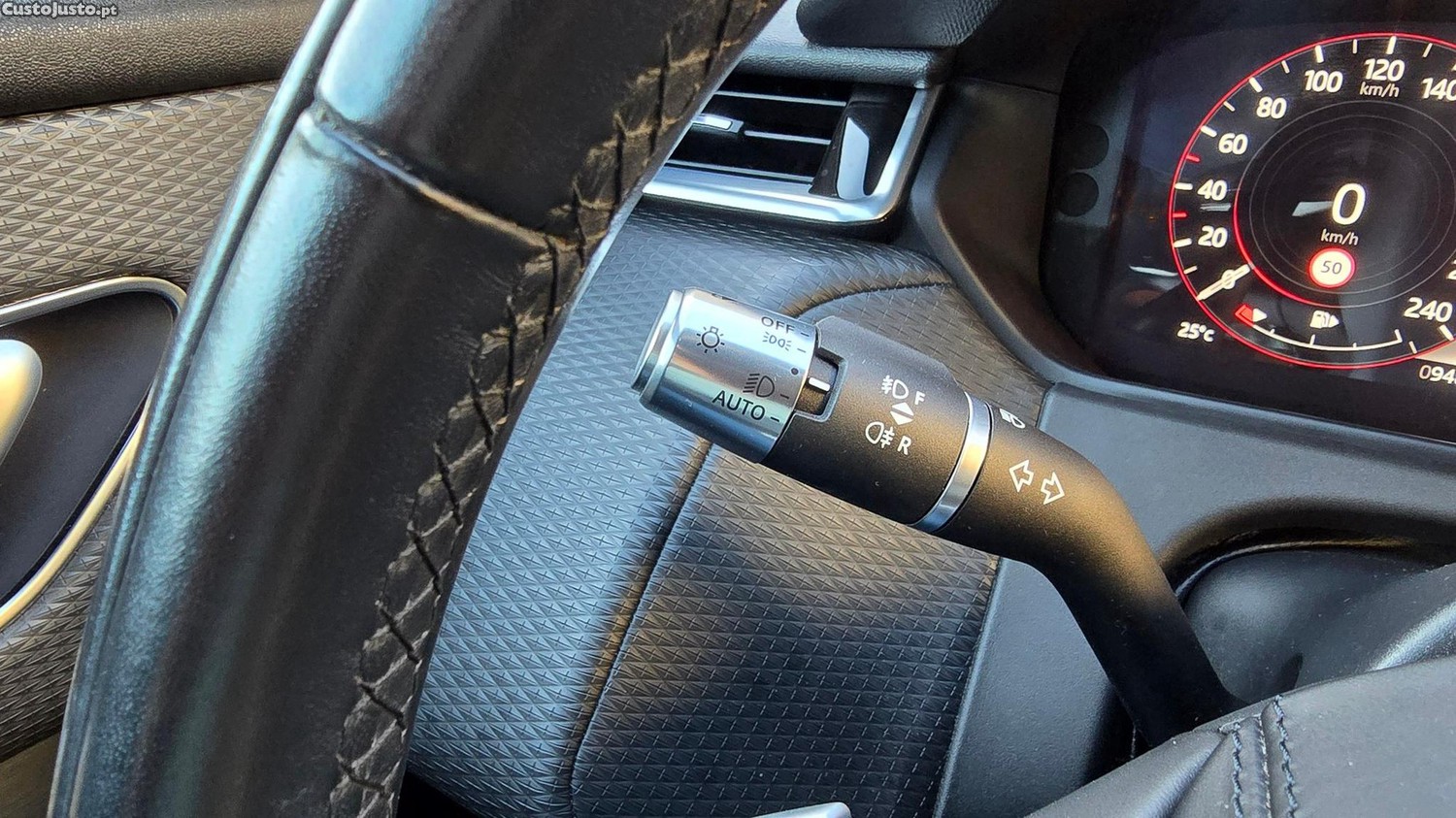 Land Rover Range Rover 2.0 P400e AWD R-Dynamic S — fotografia 16