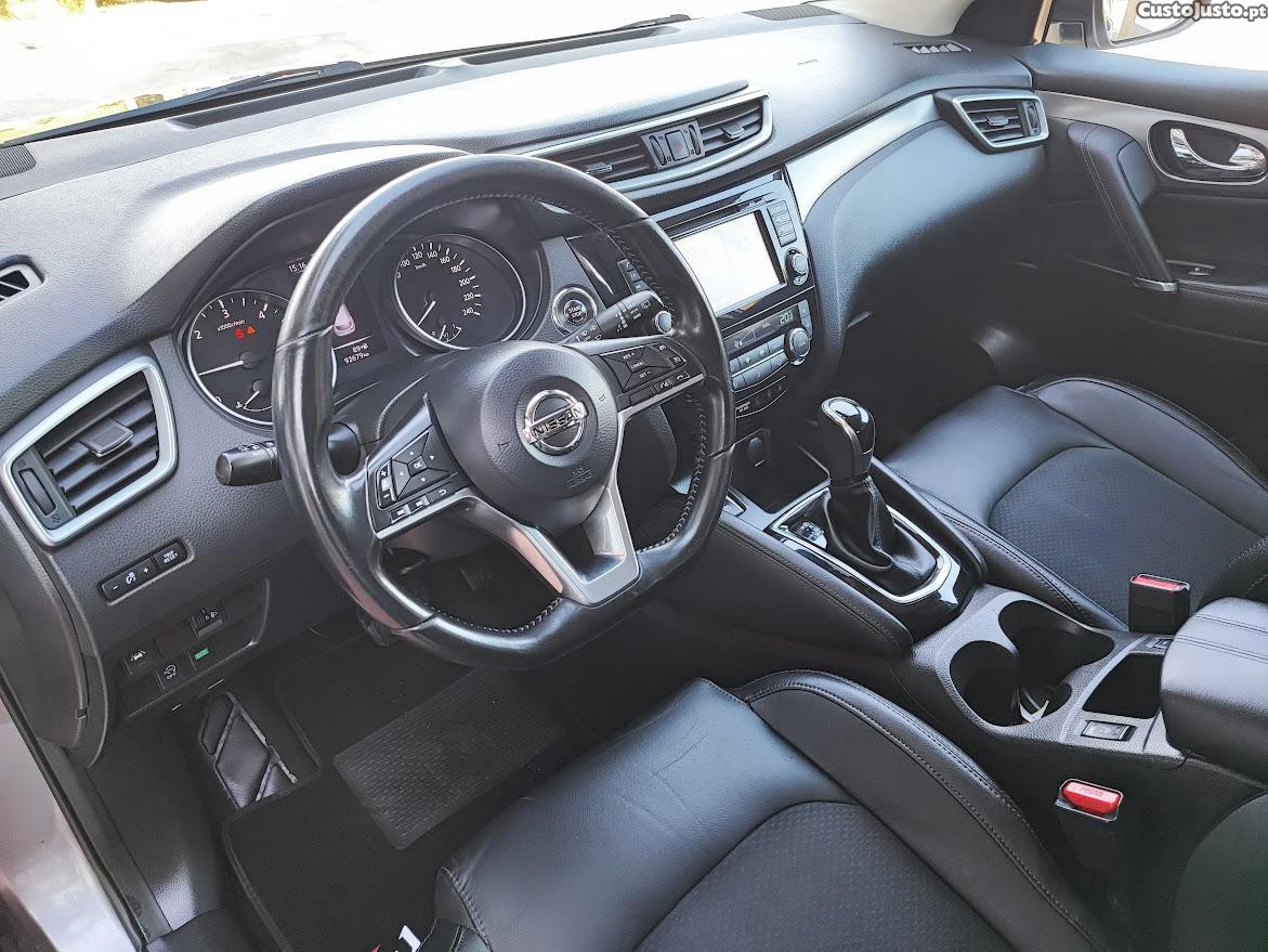Nissan Qashqai 1.6 DCi N- Vision Xtron — fotografia 7