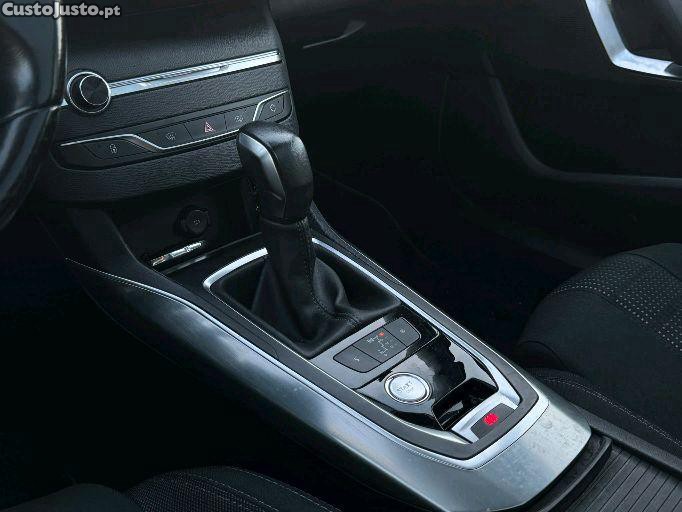 Peugeot 308 Allure — fotografia 7