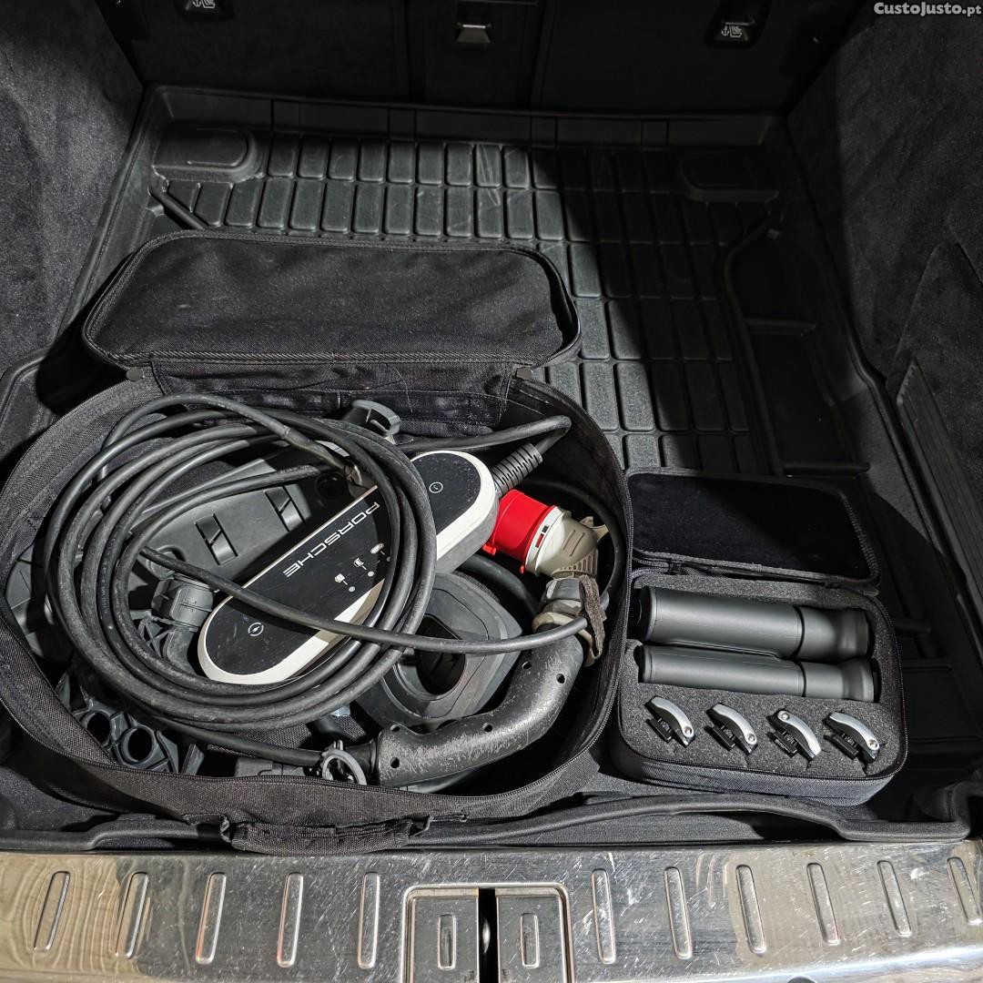 Porsche Panamera 4 E-Hybrid Platinum Edition — fotografia 16