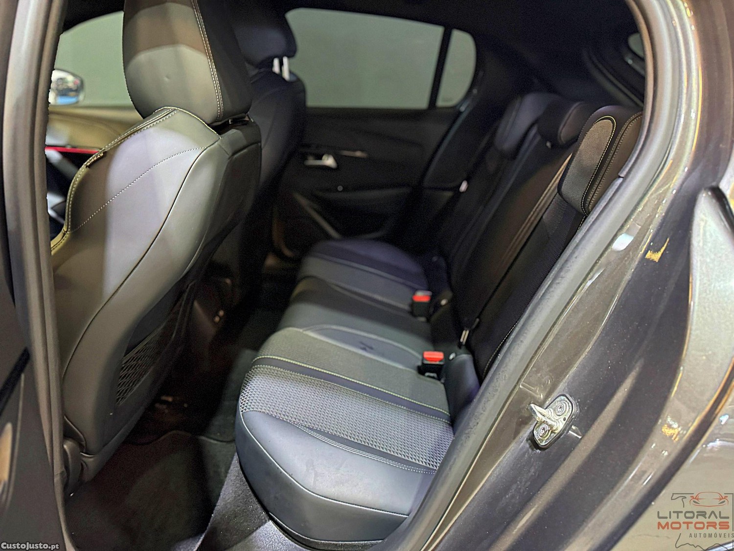 Peugeot 208 1.2 PureTech GT Line EAT8 — fotografia 10