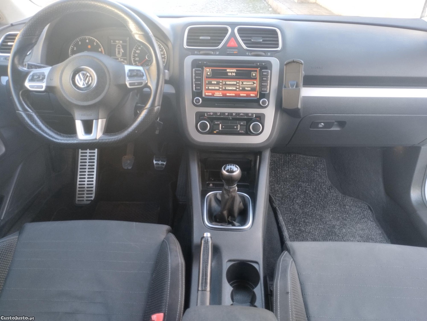 Volkswagen Scirocco 1.4 TSI (Turbo) 160cv - NACIONAL - c/ GPS - R-LINE — fotografia 10