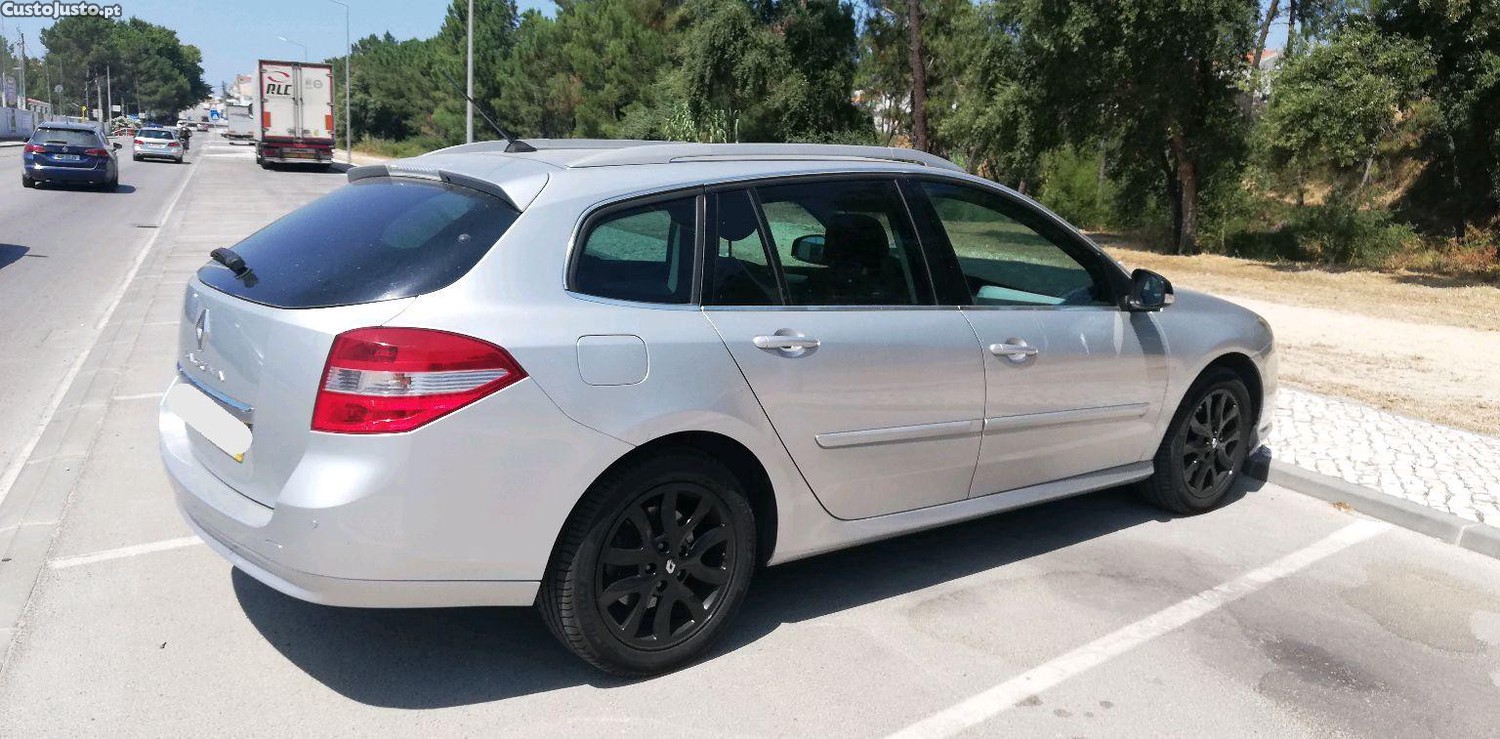 Renault Laguna Break III2.0dci150cv — fotografia 12