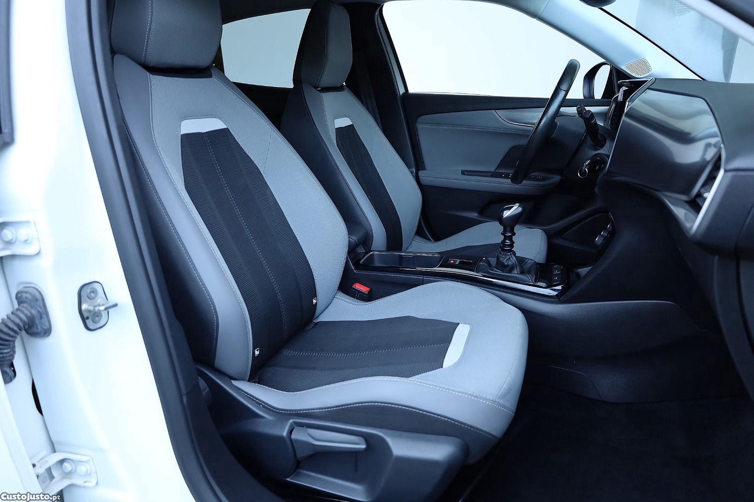 Opel Mokka 1.2 T Elegance — fotografia 2