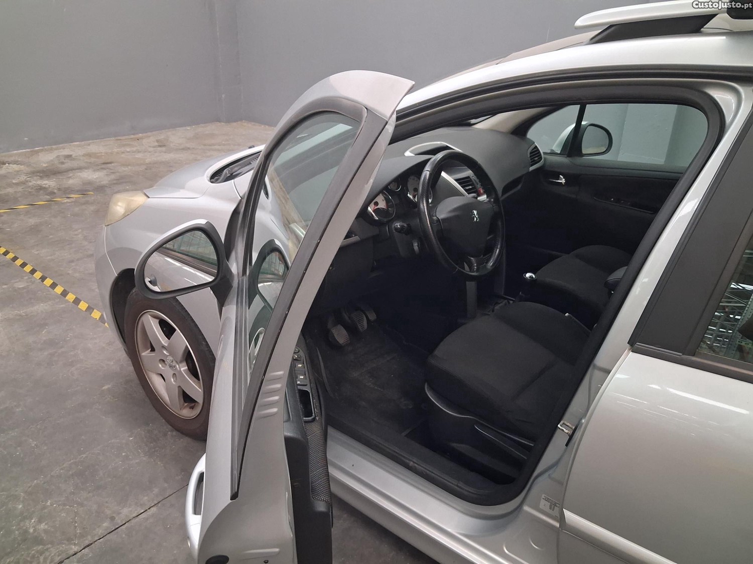 Peugeot 207 SW — fotografia 6
