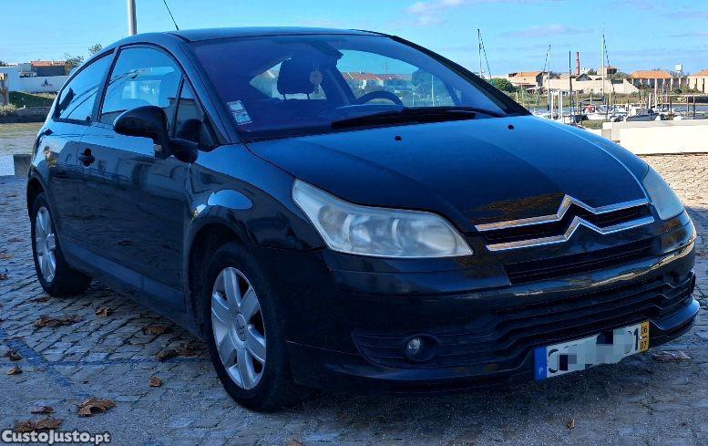 Citroën C4 Coupe — fotografia 11