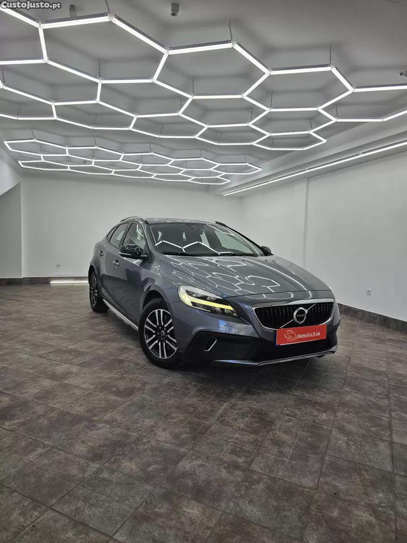 Volvo V40 2.0 d2 momentum — fotografia 5