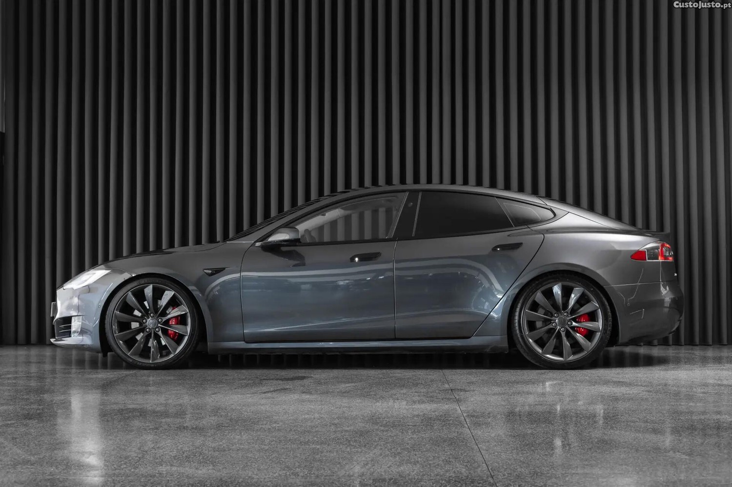 Tesla Model S 100D — fotografia 24
