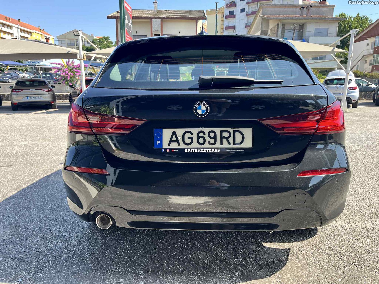 BMW 116 Line Sport Auto - 21 foto 2