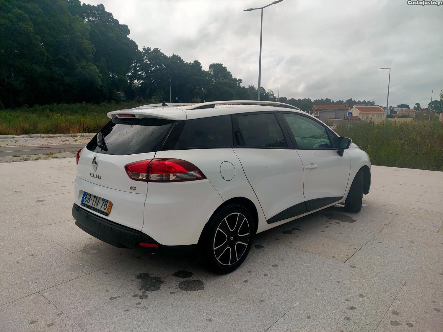 Renault Clio 1.5 Dci - 14 — photo 5