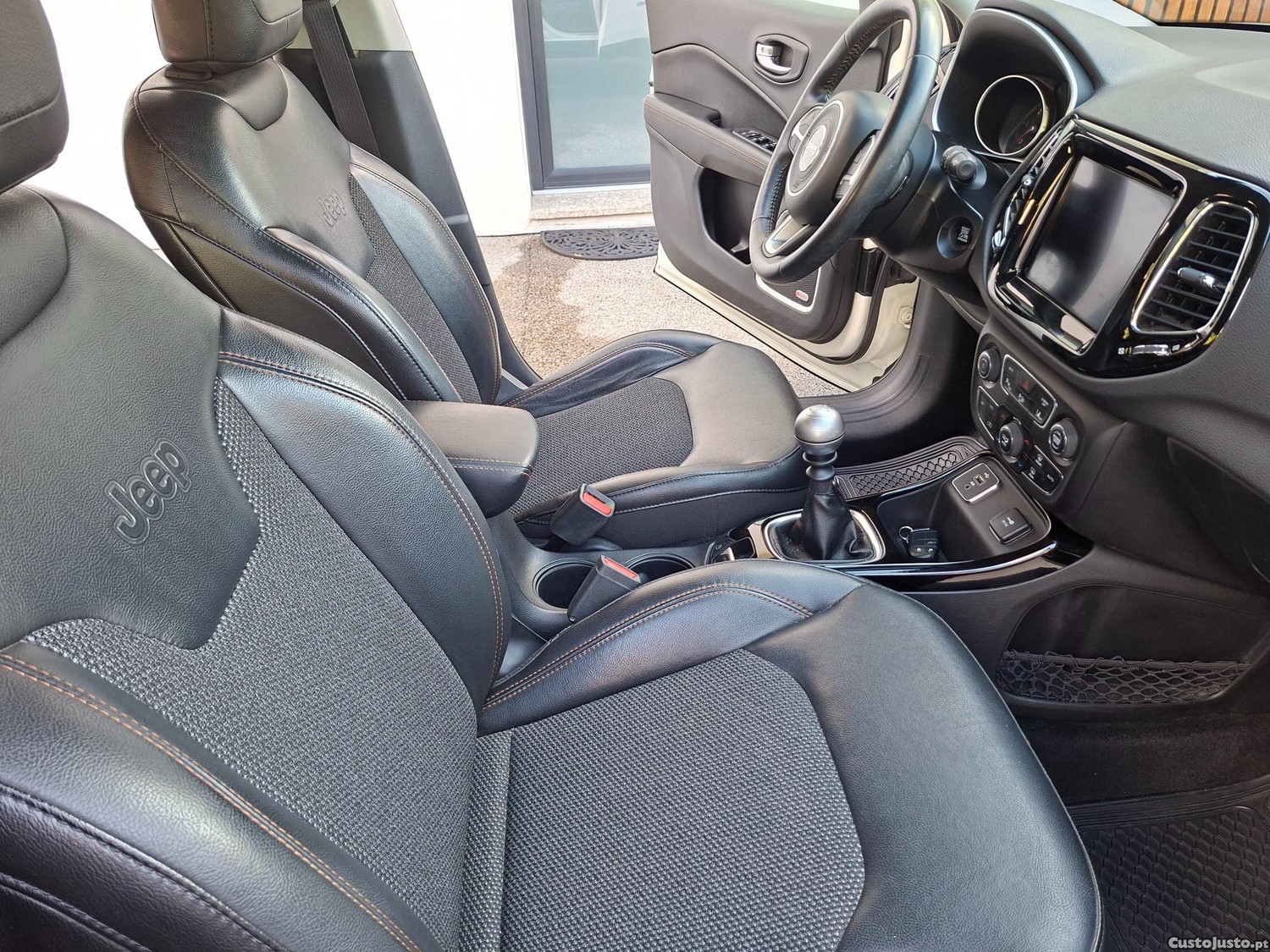 Jeep Compass 1.6 M-Jet Limited - Estimado — fotografia 2
