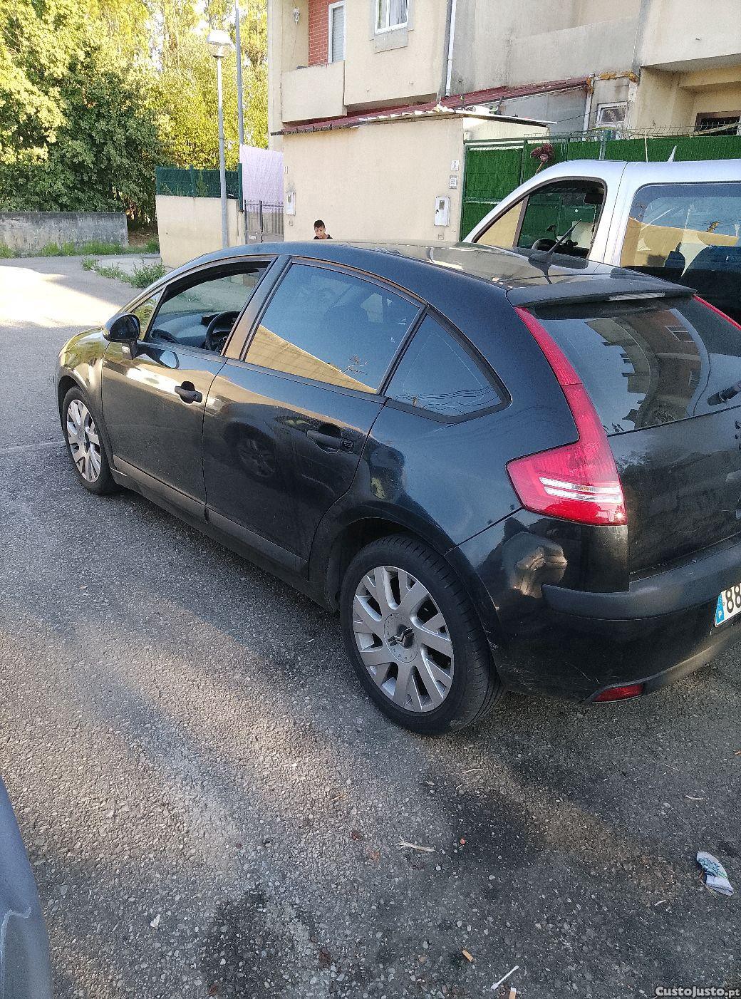 Citroën C4 1.6 HDI — fotografia 7