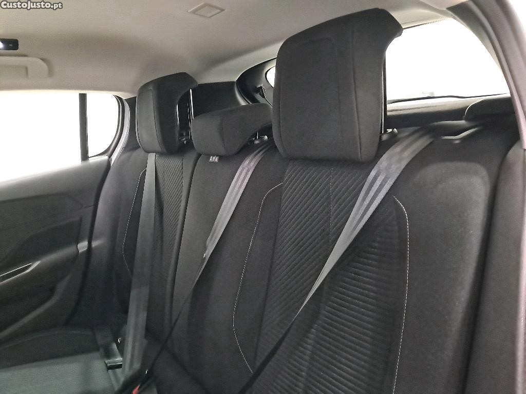 Peugeot 308 1.5 Diesel 130CV /ACTIVE PACK EAT8 NACIONAL ano 2024 — fotografia 6