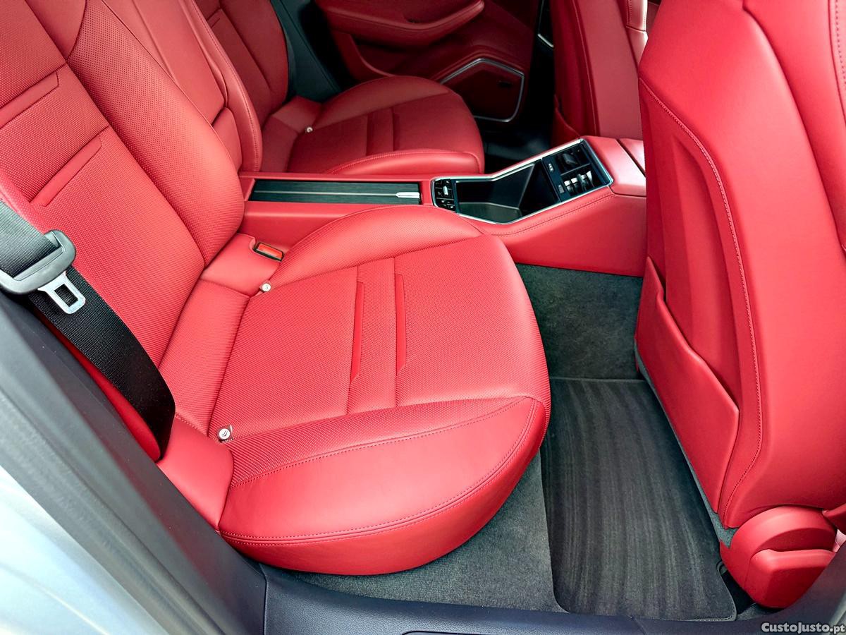 Porsche Panamera E-Hybrid Platinum Edition — fotografia 31