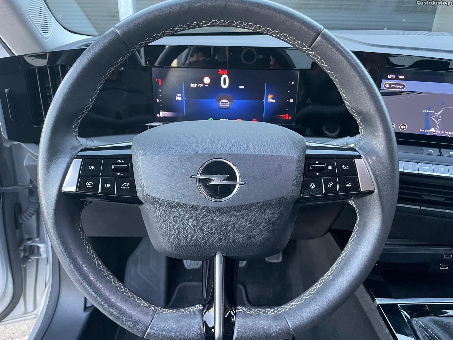 Opel Astra 1.5 D Business — fotografia 13