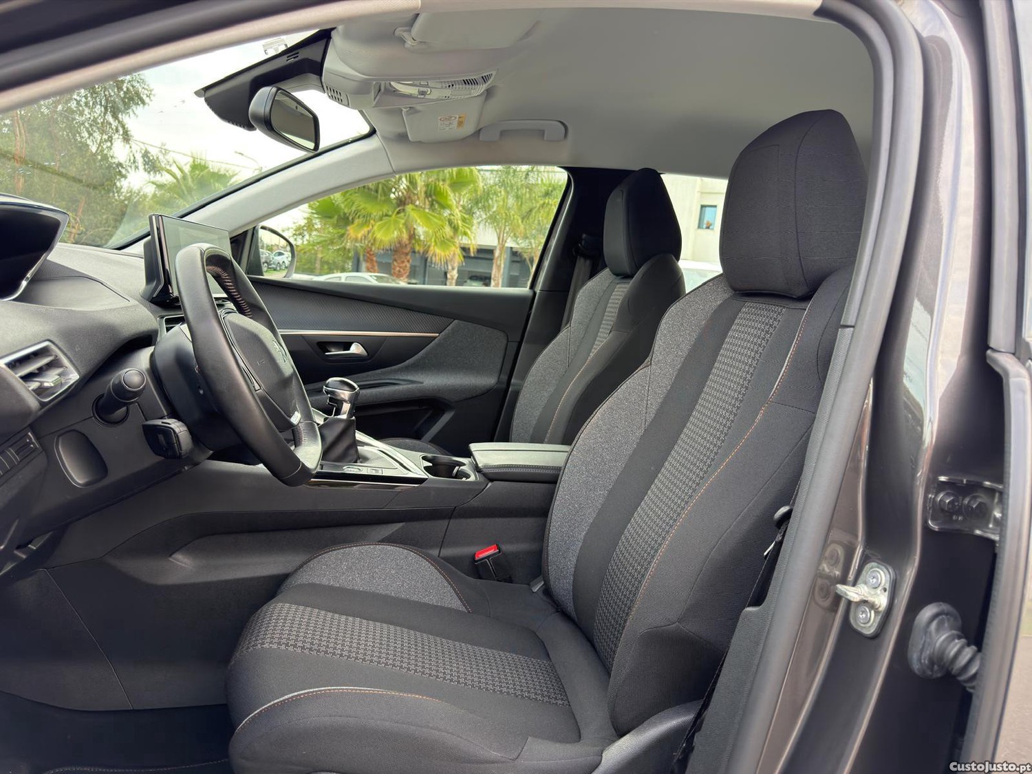 Peugeot 3008 1.5 BlueHDi Active Pack — fotografia 7