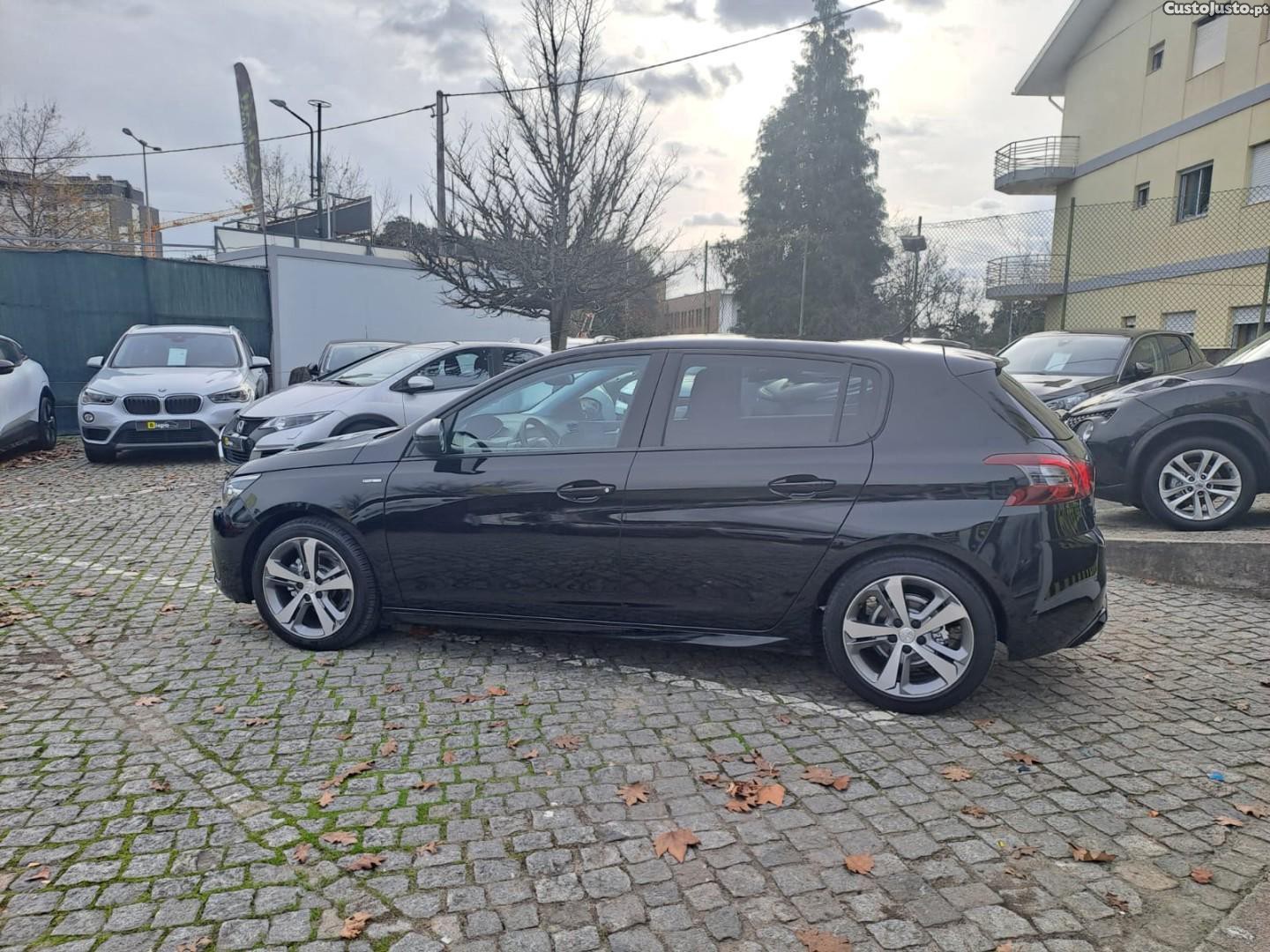 Peugeot 308 PureTech 110 Stop & Start Allure — fotografia 11