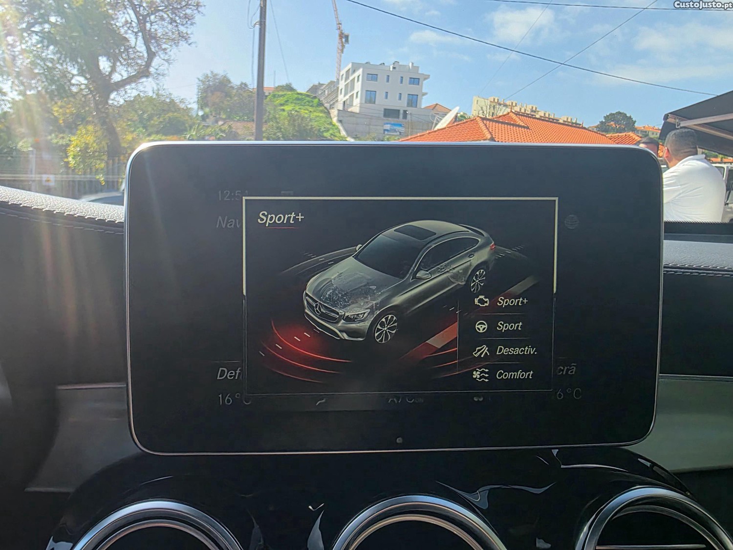Mercedes-Benz GLC 350 E 4matic — fotografia 26