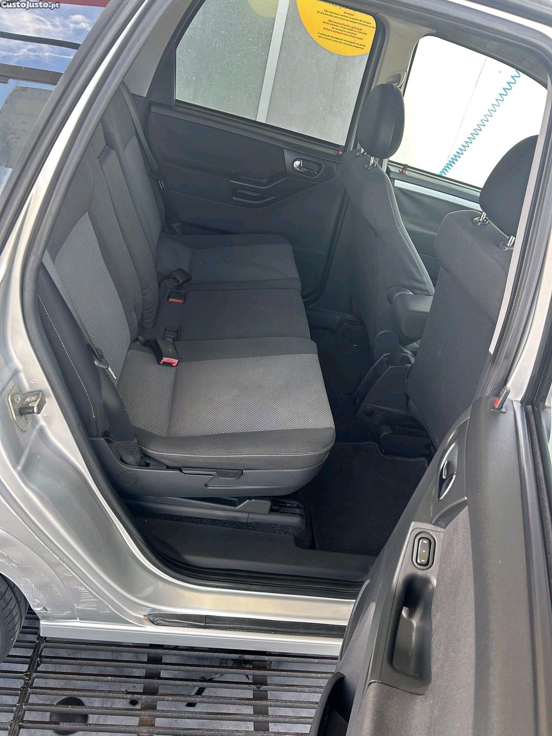 Opel Meriva 1700 TDCI — fotografia 3