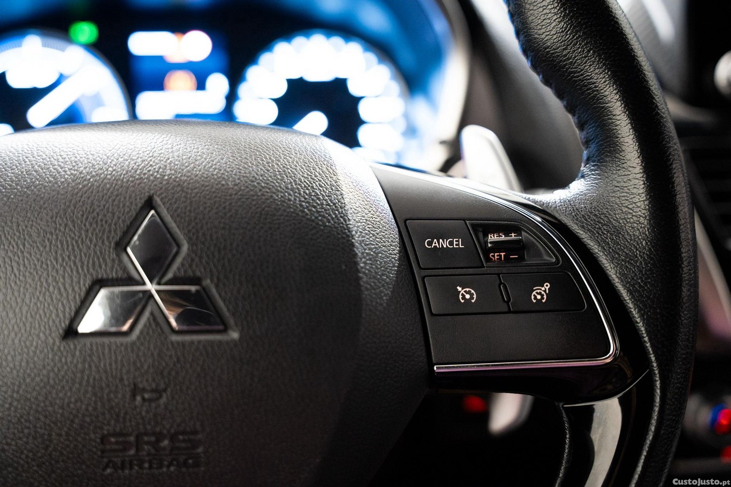 Mitsubishi Eclipse Cross 2.4 PHEV eMotion — fotografia 14
