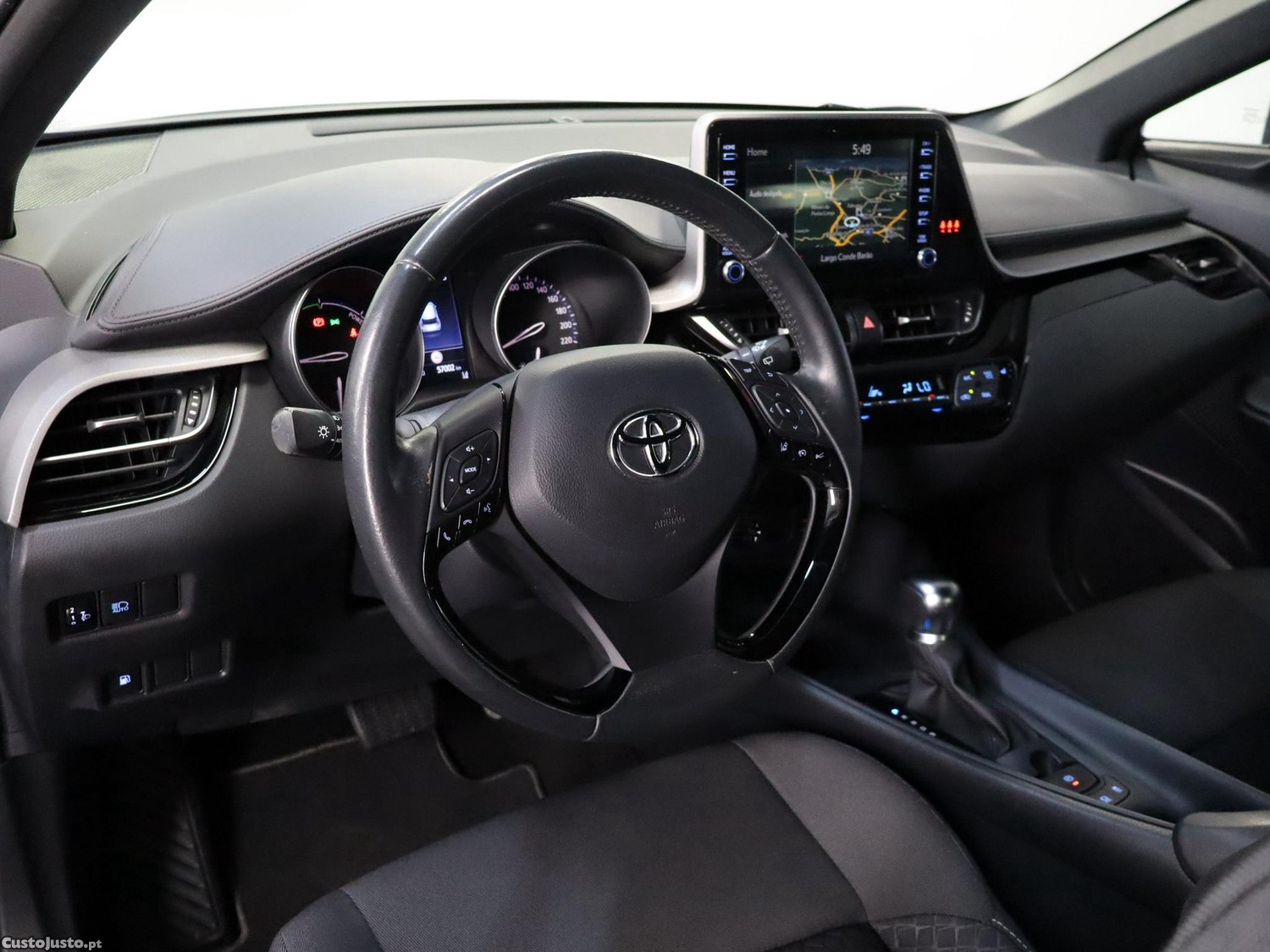 Toyota C-HR 1.8 Hybrid Comfort — fotografia 12