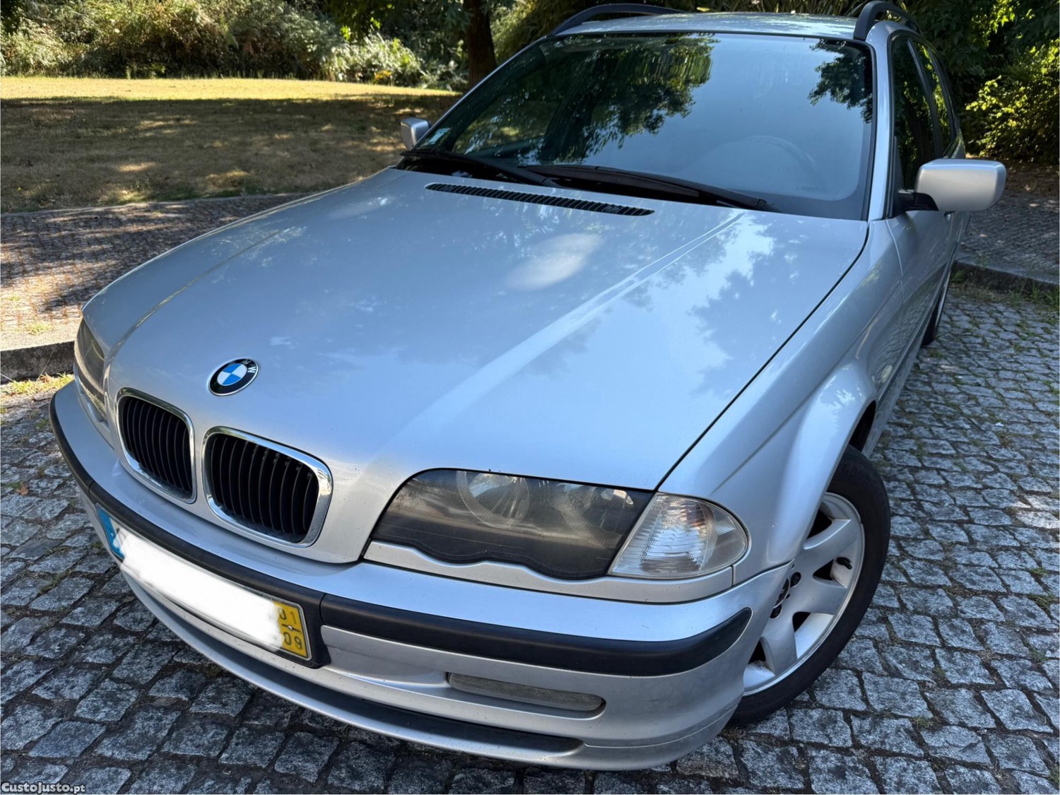 BMW 320 D Touring — fotografia 7