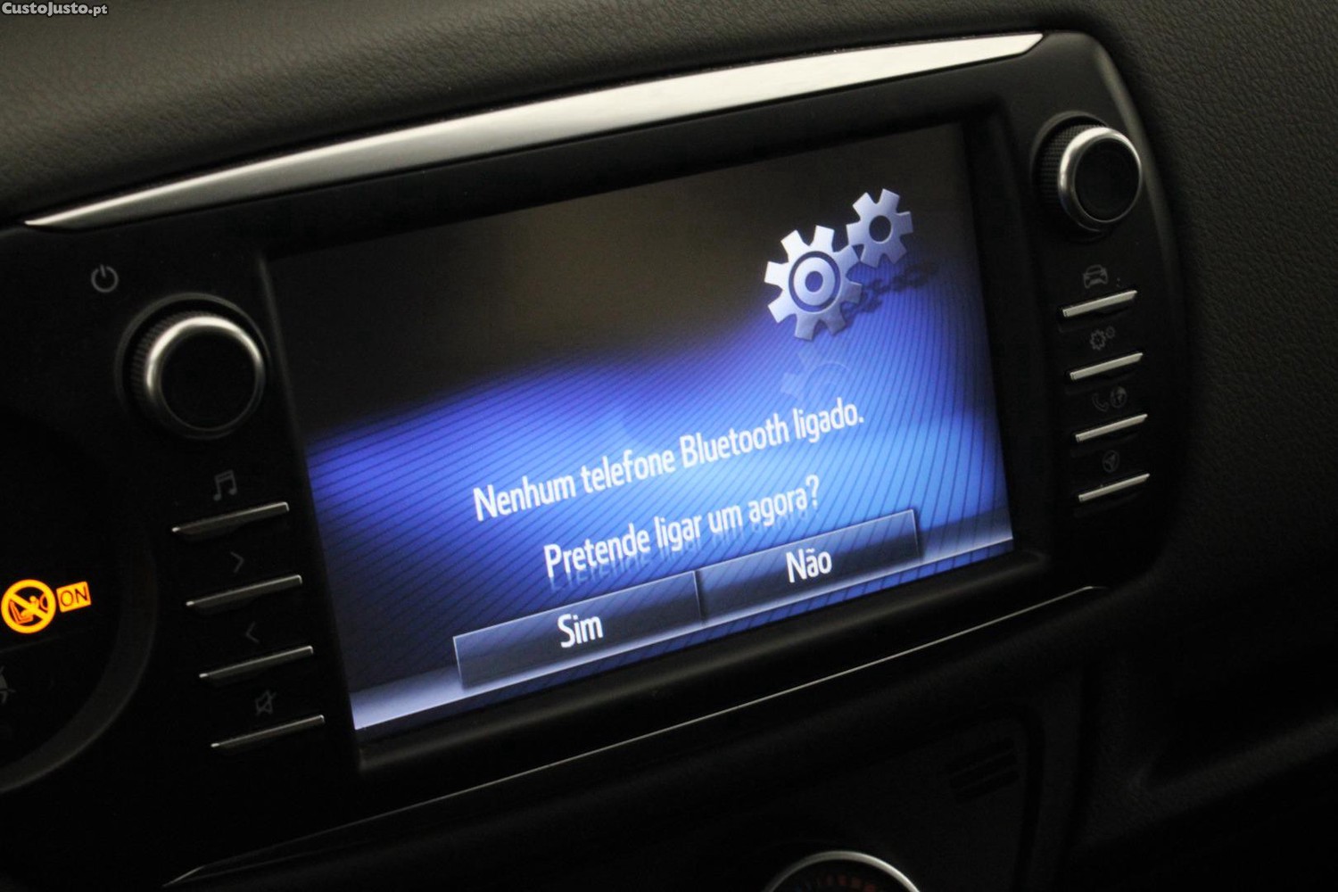 Toyota Yaris 1.0 COMFORT — fotografia 14