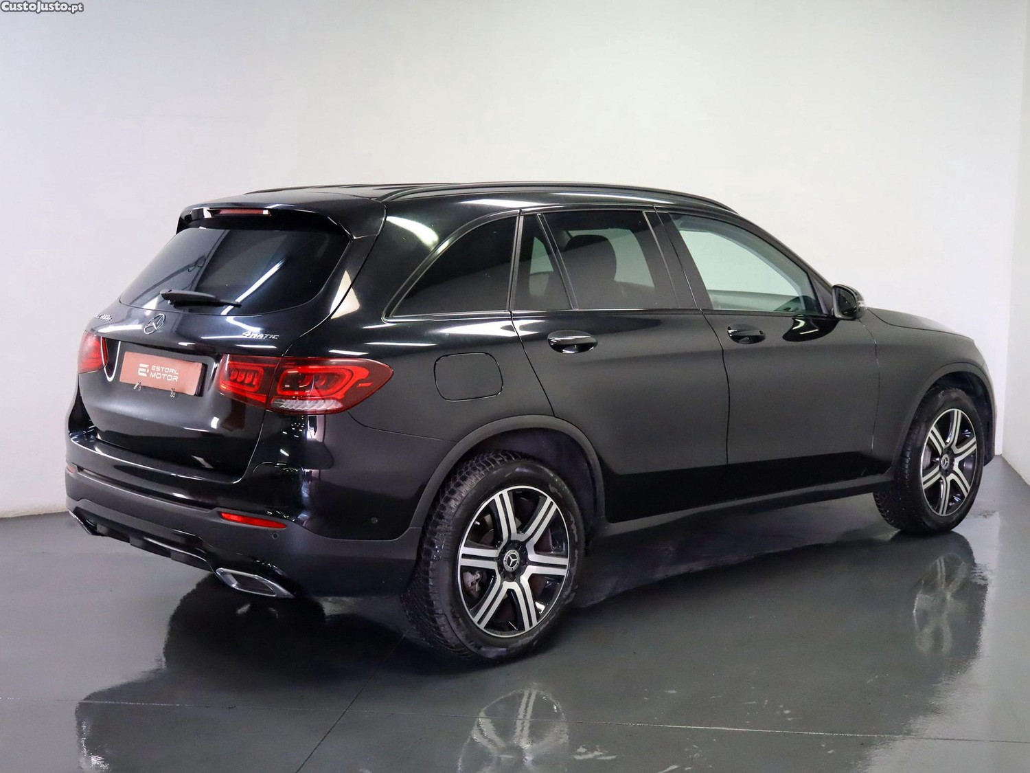 Mercedes-Benz GLC 300 e 4Matic — fotografia 19