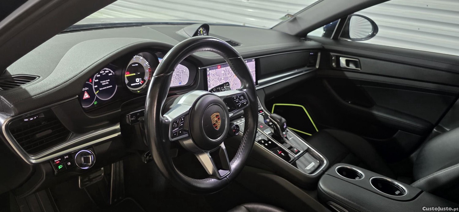 Porsche Panamera 4 E-Hybrid Platinum Edition — fotografia 13